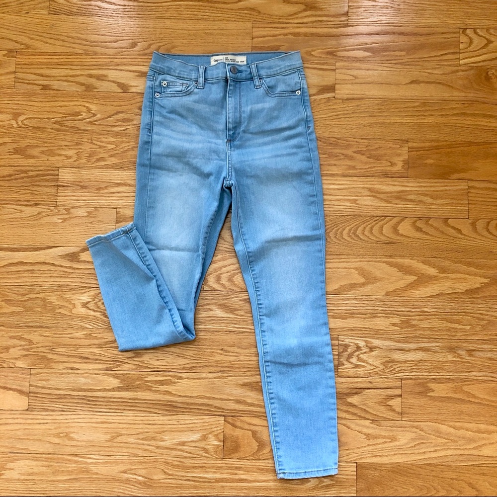 GAP high-rise, cropped jeans